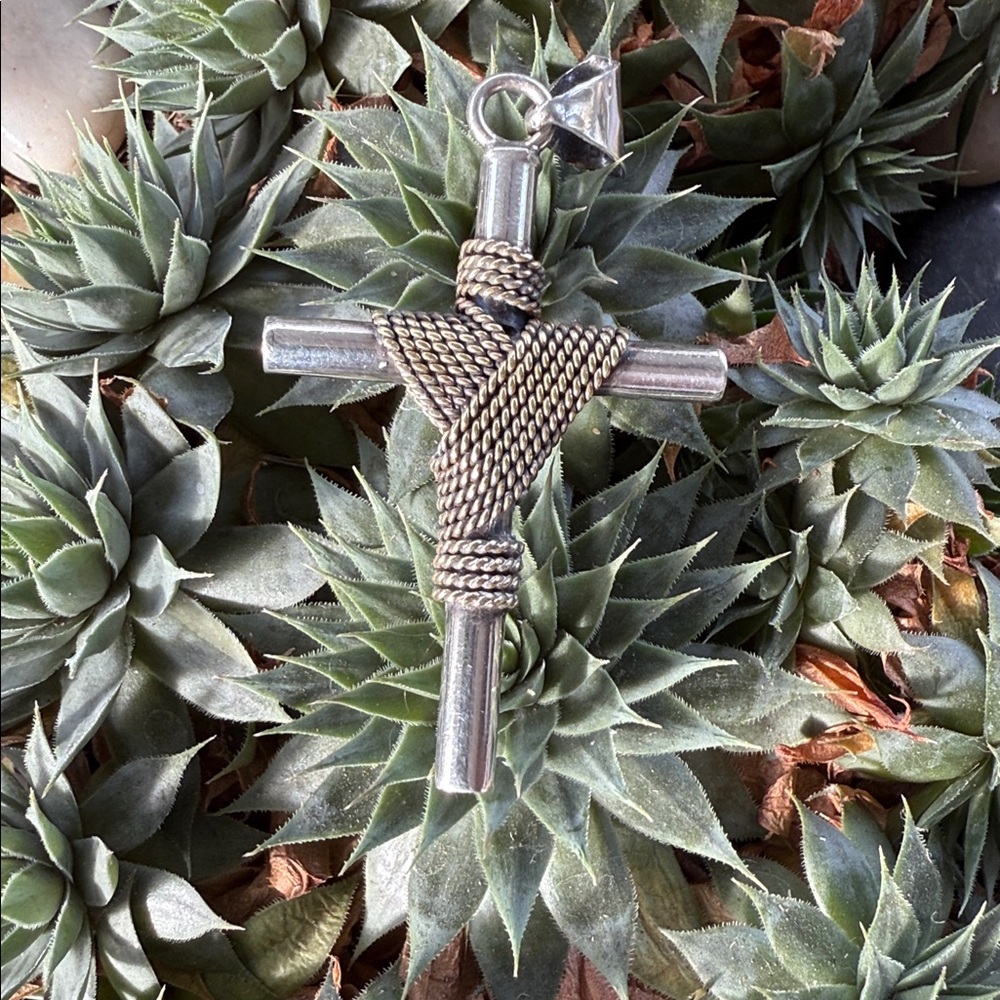 Vintage Sterling Silver Wrapped Pendant